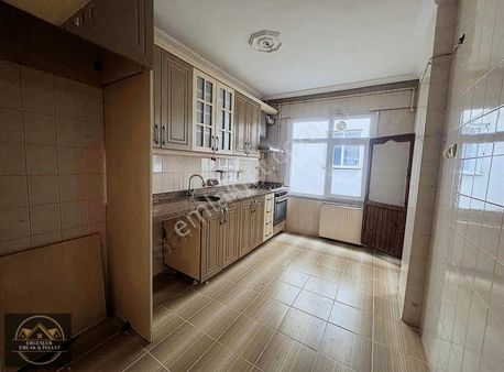 Ergenler Emlak'dan Kemerde Kiralık Daire"