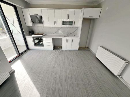 ➡️blue Life Egenden Gerçek İlan Kadıköyde Satılık Arakat & Ön Cephe Geniş Balkonlu 2+1 Daire