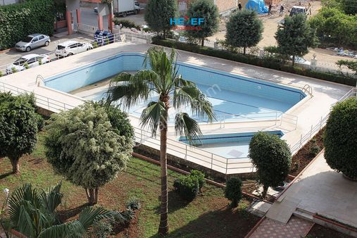 Hedef'ten Ana Yola Yakın Kombili Havuzlu Site İçi 3+1 Daire