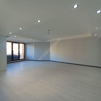 Avcılar Denizköşklerde Devasa Dublex