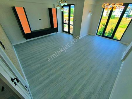 Uytundan İkizçayda Doğalgazlı Satılık Lüx Tasarım 3+1 Daire