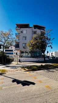 ❗️köşk Market Mevki Deniz Manzaralı 2+1 Daire Asansörlü 8 Yaşında Bina❗️