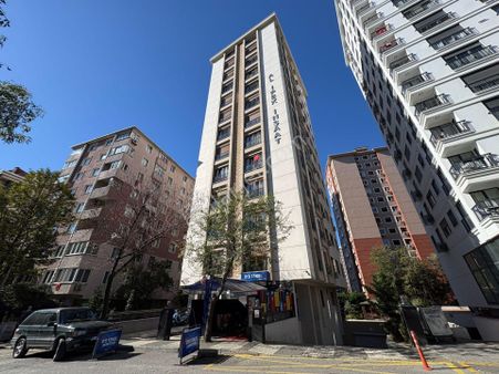 Bostancı'da Metroya Yakın Otoparklı Full Eşyalı 3+1 90 M² Net