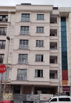 Eski Edirne Asfaltında Kiralık 350m² Depolu Dükkan