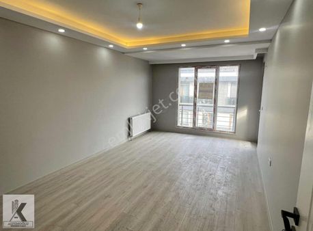 Takasa Açık Merkezde Tek Tapu Çift Daire Sıfır Otoparklı Dublkes