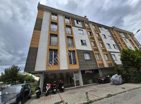 B&u Gayrimenkulden Özaydınpark'ta Satılık 1+0 Eşyalı Daire.