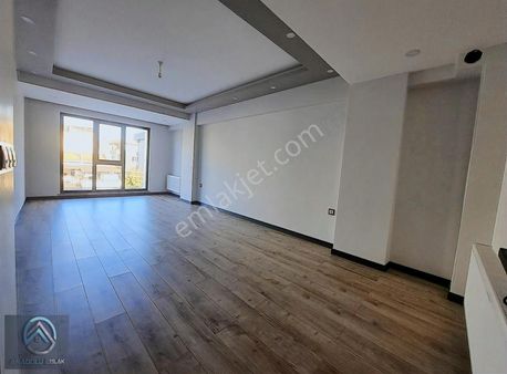Barbaros Mahallesi Ebeveyn Banyolu 95m2 Satılık 2+1 Daire