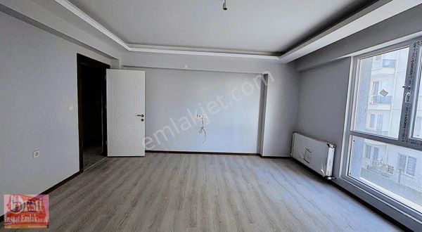 Sıfır Fırsat Daire 8 Katlar Bölgesinde Site İçi 2+1