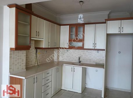 Zafer Mahallesi Yıdırım Sitesinde 3+1 Doğal Gazlı Kiralık Daire