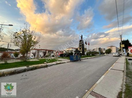 Pasifikten Buca Adatepede Satılık 3+1 Bahçeli Geniş Daire