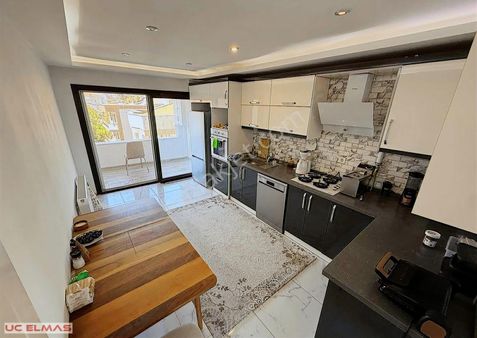 Üç Elmastan 3+1 Süper Lokasyon Satılık Müthiş Daire