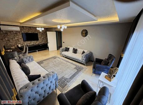 Üç Elmastan Müthiş Konum 5+1 Ultra Lüks Teraslı Satılık Villa