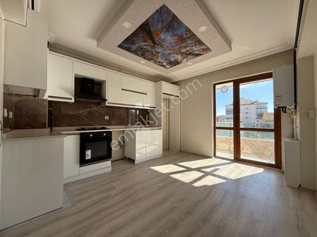 Keçiörende 3+1 Bulvar Üstü Ebeveyn Banyolu Ful Yapılı Geniş İskanlı Daire!!