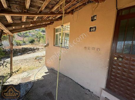 552m² Arsası Bulunan Salihli Manzaralı 2+1 Müstakil Ev