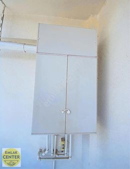 Emlak Center'dan İstasyon Civ 2+1 Önü Açık Geniş,masrafsız Daire