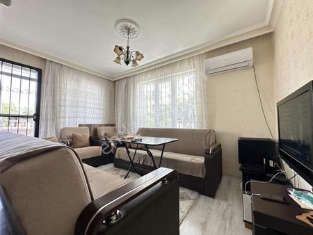 Sütcüler Mh 2+1 Yüksek Giriş 80 M2 Ayrı Mutfak