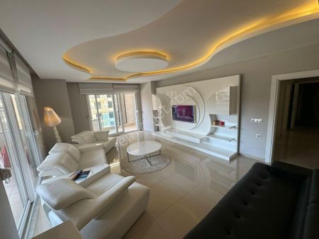 Alanya Mahmutlar –cumartesi Pazarı Mevkii