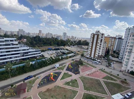 Mavi Bulvar Gürselpaşa Site İçerisinde Havuzlu 3+1 Satılık Daire