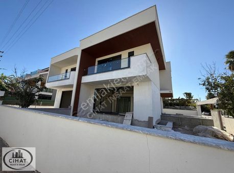 Cihat İnşaat Emlak Tan Satılık Villa
