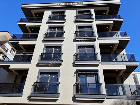 Menemen Seyrek'de 1+1 Sıfır Kullanıma Hazır Satılık Daire