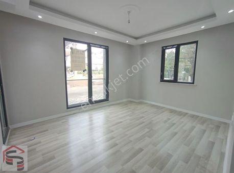 Sezer Emlak Halit Kacır'dan Satılık 2+1 Yüksek Giriş