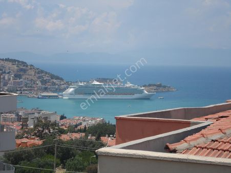 Kuşadası Ege Mahallesinde Full Deniz Manzaralı Satılık 3+1 Daire