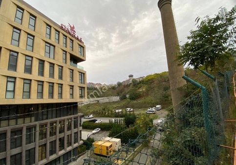 Kağıthane Metroya 50m Mesafede Kiralık 1+1 Daire