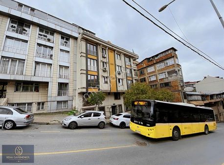 Kağıthane Metroya 50m Mesafede Kiralık 1+1 Daire