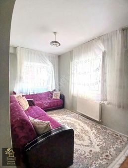 Sancaktepe Mevlana Mah. 3+1 Satılık Düz Giriş