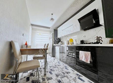 Zirve'den Yıldırım Mahallesi 4+1 Ultralüx Full Dublex Terasdaire