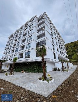 Atakum/çakırlar Korosu/havuzlu/doğayla İç İçe Satılık 1+1