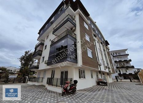 Kepez/fevzi Çakmak Mahallesi'nde 2+1 Havuzlu Daire