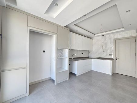 Denizli Şemikler De 3+1 160 M2 Ebeveyn Banyolu Cadde Üzerinde Lüks İşçilikte Satılık Daireler