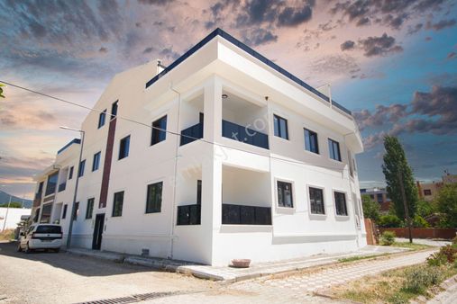 🛑🛑aktiften Akçay'da Satılık Doğa İle İç İçe Harika Sıfır Harika Fiyata 2+1 Daire