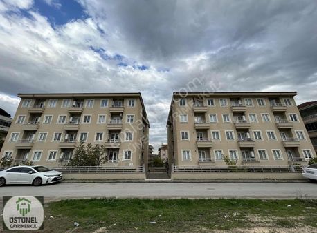 Üstünel'den Kazandıran Konumda Otoparklı Site İçi 2+1 Satılık