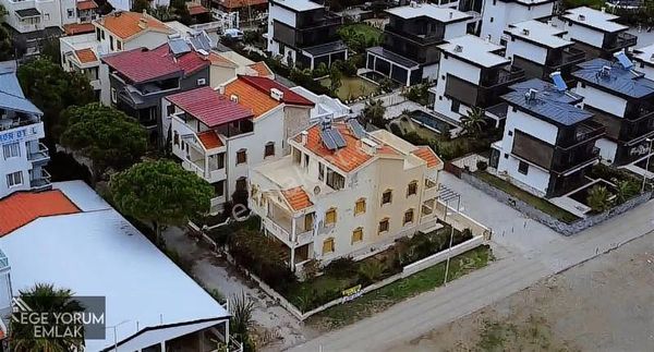 Denize Sıfır 3+1 Amerikan Mimarili Villa