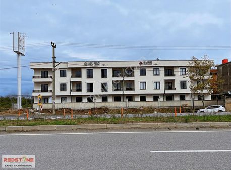 Karasu Havuzlu Sitede En Üst Kat 2+1 Sıfır Satılık Daire