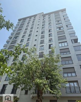 Erenköy Ethem Efendi'de 3+1 Balkonlu Ultra Lüks Sıfır Bina