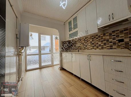 Es-as Tan Mareşal Da 3+1 Full+full Yapılı Daire