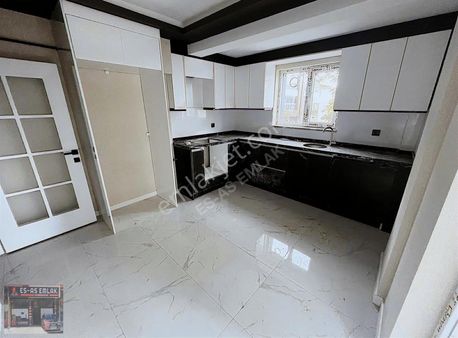 Es-astan Tandoğanda 3+1 Sıfır Asansörlü E.banyolu G.odalı Daire