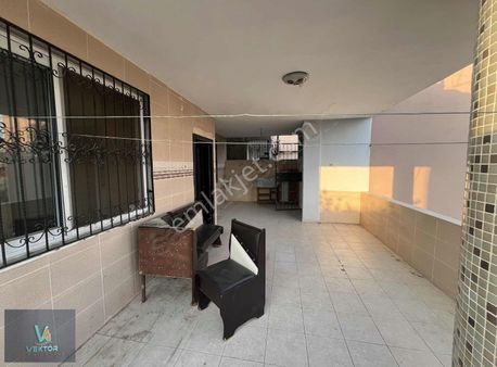 Yüreğir Güneşli Mahallesi Kiralık 2+1 Açık Mutfak