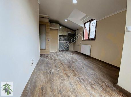 Mehmet Akif Mh Metroya Yakın 2+1 75m2 Çatı Katı Kiralık Sıfır