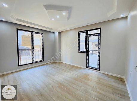 Darıca İstasyon Caddesine Yakın Lüks 2+1 Kiralık Arakat Daire !!