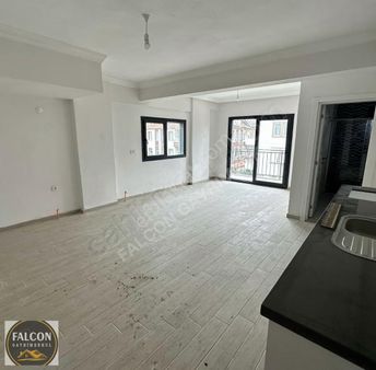 Falcon Dan Tuzla'da Mükemmel 2+1 Daire