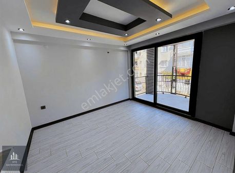 Belediye Evlerinde Ultra Lüks 4+1 Teipleks Satılık