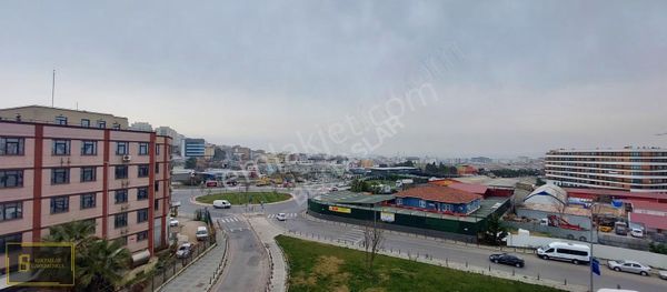 Pendik Velibaba'da;butik Sitede,4.kat,balkonlu,ferah (2+1)
