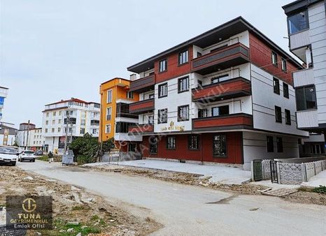 Tekirdağ Kapaklı Satılık Sıfırr 2+1 Daire 1. Kat Asansör Otopark