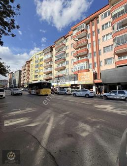Altınyıldız Emlaktan Kurtuluş Caddesi Geniş 3+1 Daire