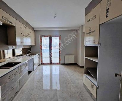 Cumhuriyet Mh. Sıfır Kapalı Mutfaklı 3+1 Satılık Daire