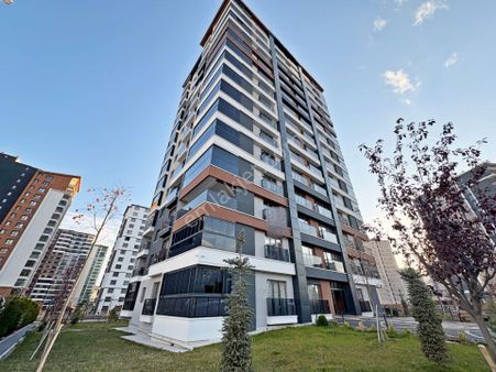 4+1 14kat Bulvar Paraleli Lux Konsept Geniş Peyzaj Oturuma Hazır